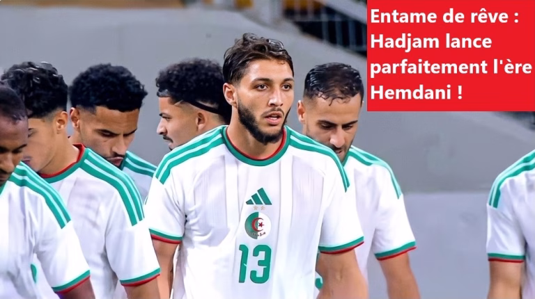 Célébration du latéral gauche algérien Jaouen Hadjam après son but à la 2e minute lors du match Algérie - Zambie au stade Hocine-Aït-Ahmed de Tizi-Ouzou.
